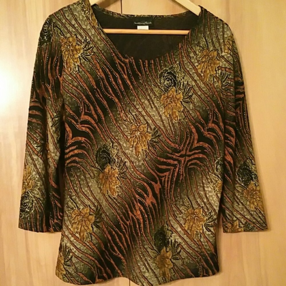 Paterned top [2]